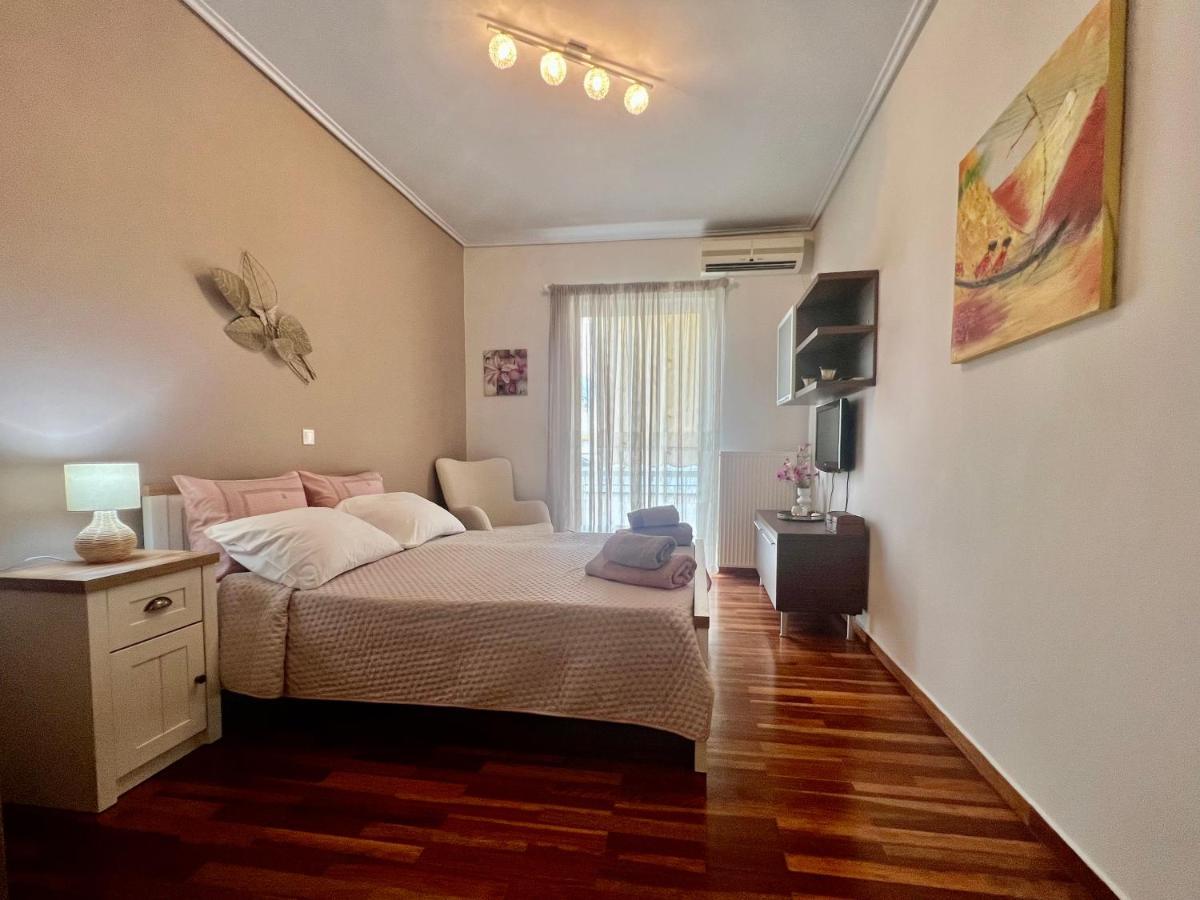 Elegant Downtown Retreat Lejlighed Kalamata Eksteriør billede