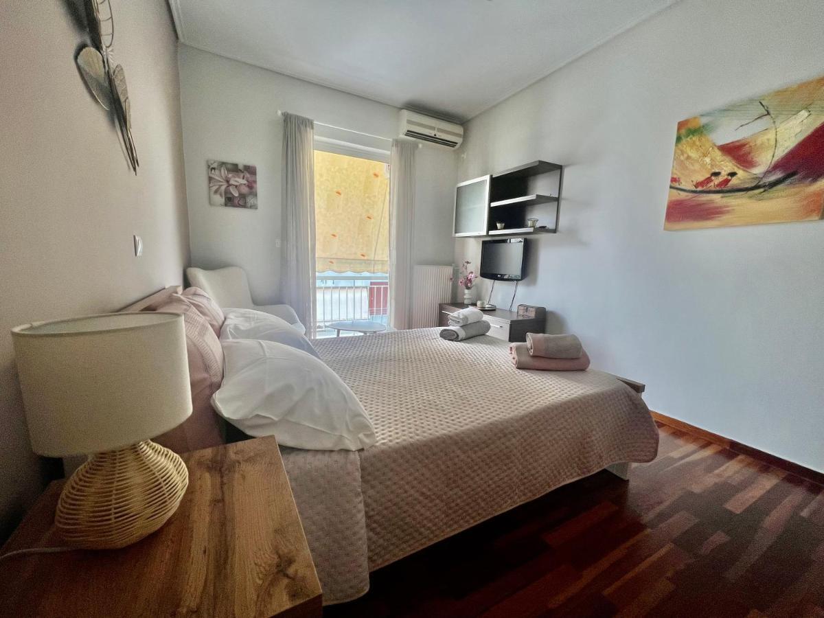 Elegant Downtown Retreat Lejlighed Kalamata Eksteriør billede