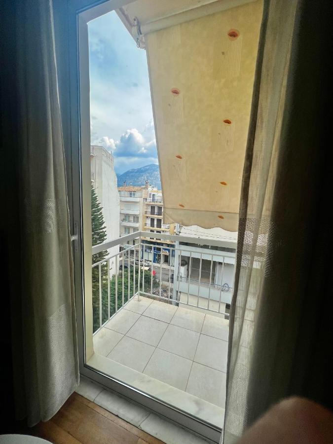 Elegant Downtown Retreat Lejlighed Kalamata Eksteriør billede