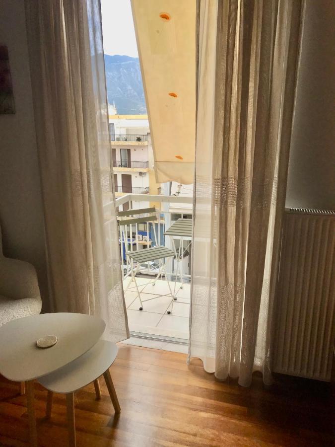 Elegant Downtown Retreat Lejlighed Kalamata Eksteriør billede